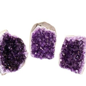 Amethyst standhing small assorted sizes 1.5" x 1.25"