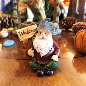 Gnome with Welcome Sign